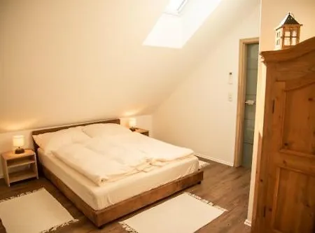 Frühstückspension Einser Heiligenkreuz (Lower Austria)