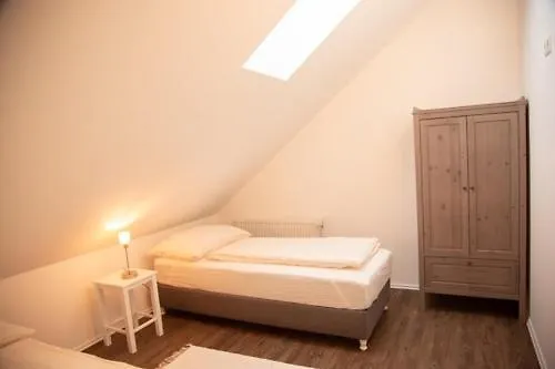 Fruehstueckspension Einser Bed and Breakfast 3*